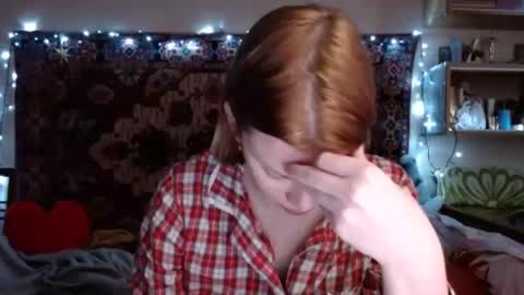 Elis online show from 02-28-25, 03:04