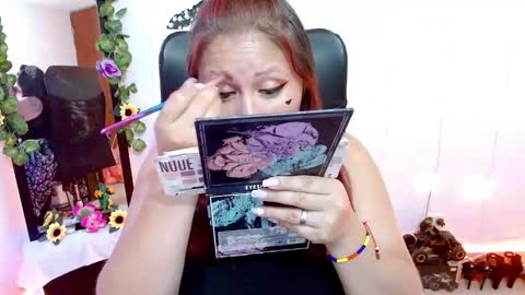 Miss Evoleth online show from 02-11-25, 12:17