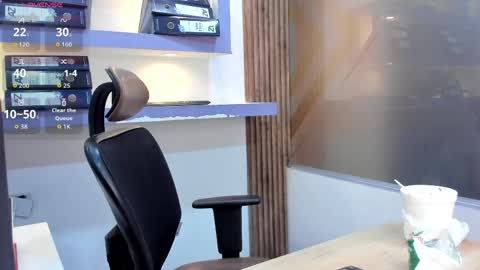 miss_horney online show from 04-15-26, 02:13