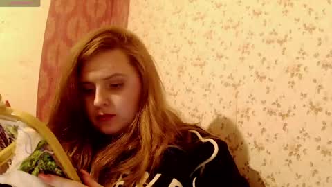 Snapshot of miss_iriss chatting on 04-26-26, 07:00 Miss Iriss online show from 04-26-26, 07:00