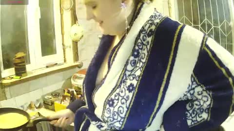 Snapshot of miss_iriss chatting on 05-08-26, 07:30 Miss Iriss online show from 05-08-26, 07:30