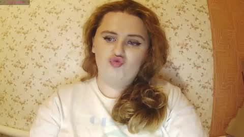 Snapshot of miss_iriss chatting on 05-10-26, 06:46 Miss Iriss online show from 05-10-26, 06:46