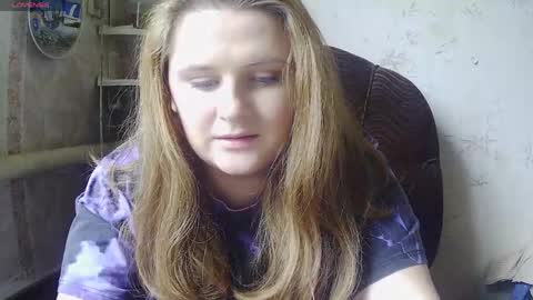 Snapshot of miss_iriss chatting on 05-26-26, 10:22 Miss Iriss online show from 05-26-26, 10:22