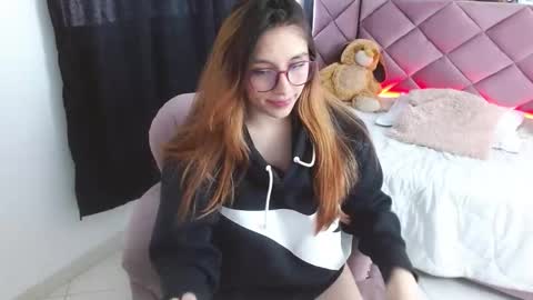 Isabella online show from 10-06-25, 08:39