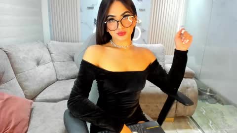 Snapshot of miss_ivyy chatting on 03-12-25, 02:30 miss_ivyy online show from 03-12-25, 02:30
