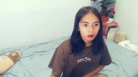 Snapshot of miss_juliex chatting on 05-05-26, 10:34 julie online show from 05-05-26, 10:34