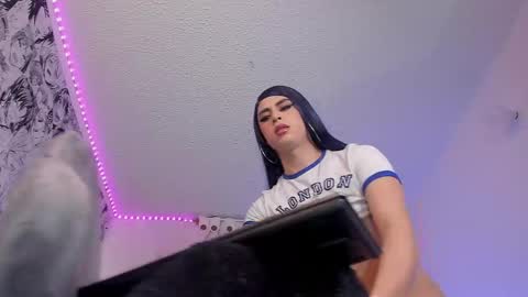 Kendall online show from 05-15-26, 11:45