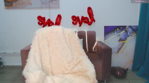 miss_kiten online show from 02-25-25, 11:00