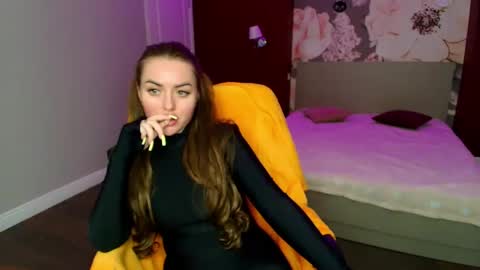 Snapshot of miss_kiten chatting on 05-06-26, 06:24 miss_kiten online show from 05-06-26, 06:24