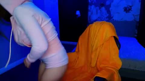 Snapshot of miss_kiten chatting on 07-27-26, 09:22 miss_kiten online show from 07-27-26, 09:22