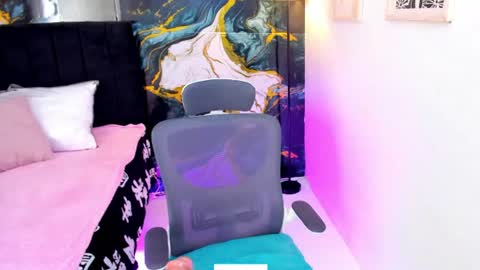 Kloe online show from 07-14-26, 06:57