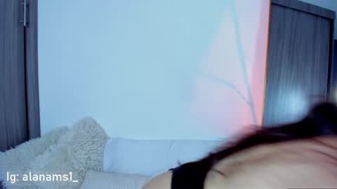 Snapshot of miss_lanaa chatting on 02-16-25, 11:16 Alana online show from 02-16-25, 11:16