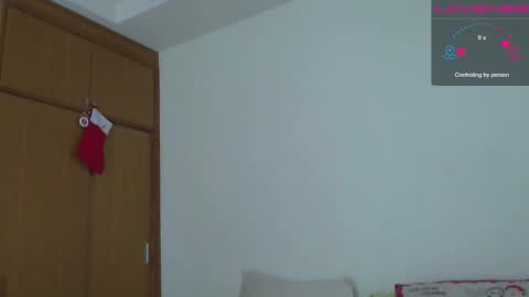 miss_lanalion online show from 12-17-25, 05:35