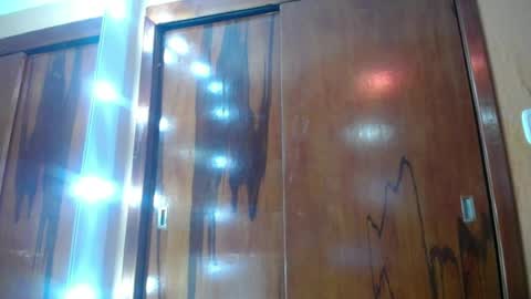 Snapshot of miss_lilieth chatting on 05-10-26, 02:11 lilieth online show from 05-10-26, 02:11