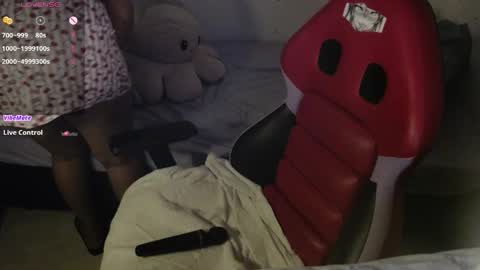 Snapshot of miss_ly_ chatting on 05-14-26, 11:39 ly independent model online show from 05-14-26, 11:39