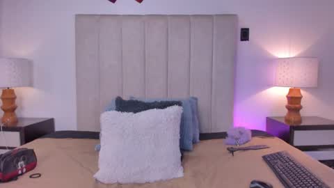 miss_milf_ online show from 07-08-26, 08:02