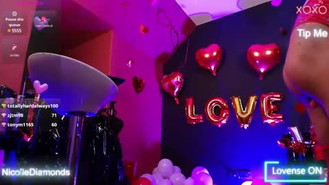 Miss Nicole online show from 02-19-25, 09:47