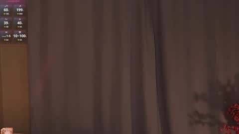 Snapshot of miss_nicoletta chatting on 09-12-25, 01:17 Nicole online show from 09-12-25, 01:17