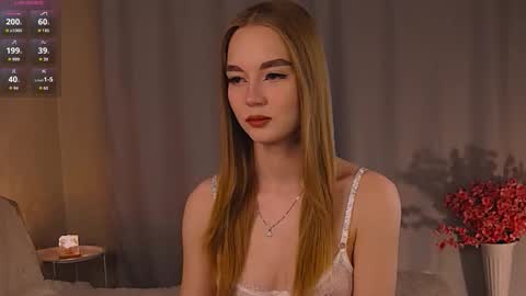Snapshot of miss_nicoletta chatting on 10-18-25, 12:35 Nicole online show from 10-18-25, 12:35