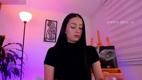 Nii online show from 10-30-25, 01:07