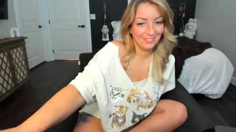 Miss nina online show from 07-30-26, 07:57