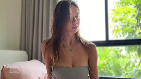 Snapshot of miss_opss chatting on 04-25-26, 04:37 Kaya online show from 04-25-26, 04:37