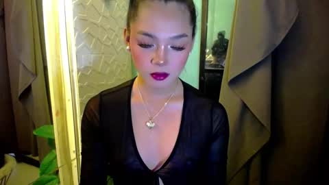 Precious online show from 05-09-26, 12:32