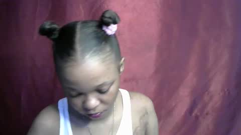 Snapshot of miss_rihanna2 chatting on 09-17-25, 05:31 miss_rihanna2 online show from 09-17-25, 05:31