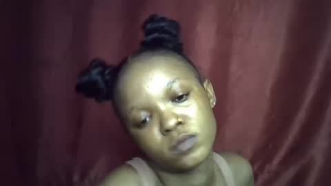 Snapshot of miss_rihanna2 chatting on 12-05-25, 12:47 miss_rihanna2 online show from 12-05-25, 12:47