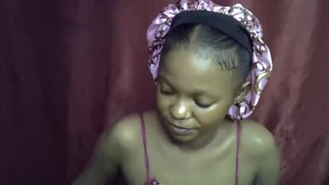 Snapshot of miss_rihanna2 chatting on 12-14-25, 08:24 miss_rihanna2 online show from 12-14-25, 08:24