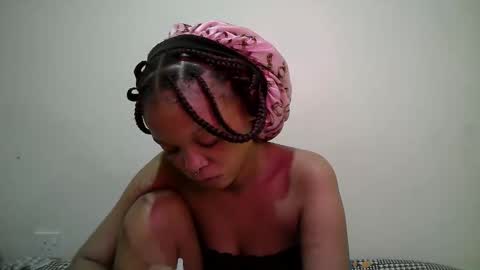 miss_rihanna2 online show from 04-15-26, 03:24