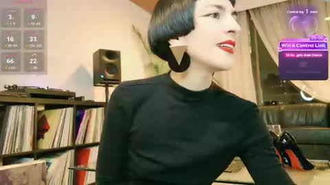 Snapshot of miss_satori_rose chatting on 02-25-25, 12:14 Satori Rose online show from 02-25-25, 12:14