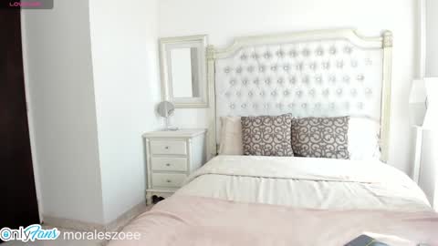 Snapshot of miss_smithx chatting on 12-05-24, 04:01 Zoee     online show from 12-05-24, 04:01