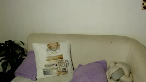 Snapshot of miss_sophiiee chatting on 06-06-26, 05:45 Sophie online show from 06-06-26, 05:45