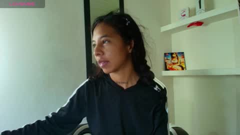 miss_sparkle666 online show from 10-17-25, 09:45