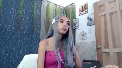 IM SUGAR online show from 03-25-26, 11:11