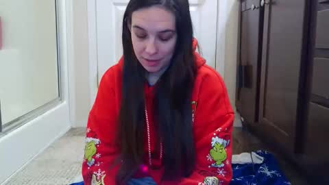 Snapshot of miss_sunshine01 chatting on 01-31-26, 08:51 Bella online show from 01-31-26, 08:51