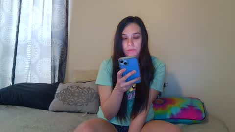 Snapshot of miss_sunshine01 chatting on 02-23-26, 04:48 Bella online show from 02-23-26, 04:48