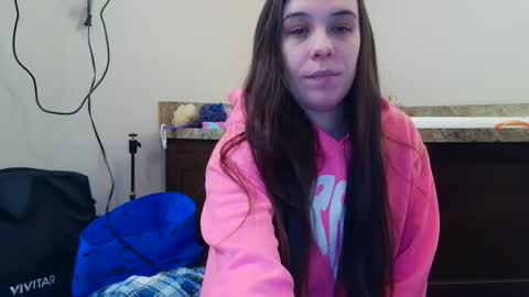 Snapshot of miss_sunshine01 chatting on 03-02-26, 03:52 Bella online show from 03-02-26, 03:52