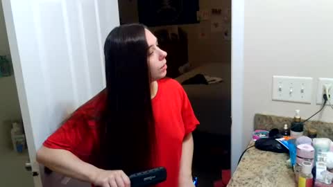 Bella online show from 06-13-26, 03:21
