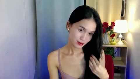 Snapshot of miss_sunshinex chatting on 02-15-25, 09:49 Shine online show from 02-15-25, 09:49