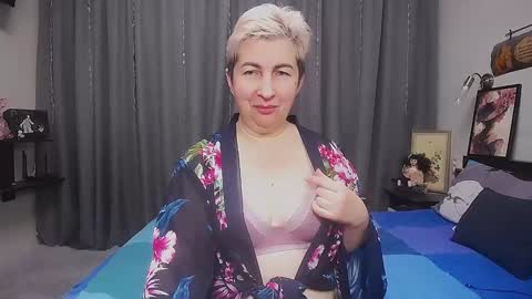 Snapshot of miss_tasha_kom chatting on 12-04-24, 07:06 miss_tasha_kom online show from 12-04-24, 07:06