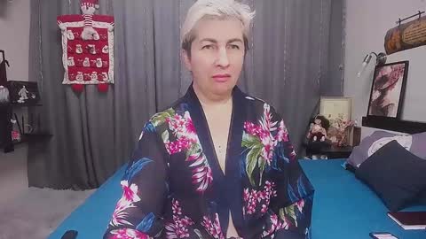 Snapshot of miss_tasha_kom chatting on 12-16-24, 07:48 miss_tasha_kom online show from 12-16-24, 07:48