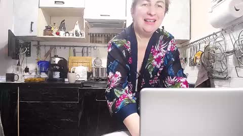 Snapshot of miss_tasha_kom chatting on 01-05-25, 06:24 miss_tasha_kom online show from 01-05-25, 06:24