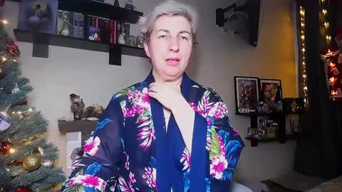 Snapshot of miss_tasha_kom chatting on 01-09-25, 01:02 miss_tasha_kom online show from 01-09-25, 01:02