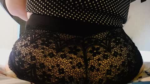 Snapshot of miss_tasha_kom chatting on 01-27-25, 10:27 miss_tasha_kom online show from 01-27-25, 10:27