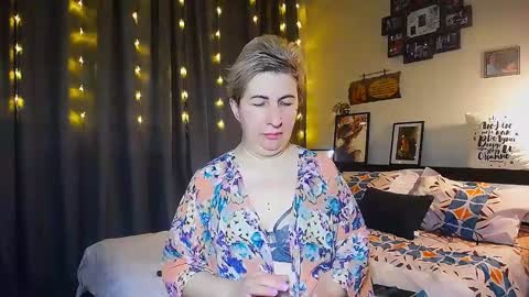 Snapshot of miss_tasha_kom chatting on 01-30-25, 07:07 miss_tasha_kom online show from 01-30-25, 07:07