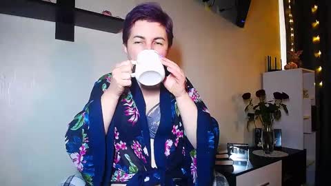 Snapshot of miss_tasha_kom chatting on 02-07-25, 07:07 miss_tasha_kom online show from 02-07-25, 07:07