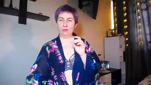 Snapshot of miss_tasha_kom chatting on 02-18-25, 08:27 miss_tasha_kom online show from 02-18-25, 08:27