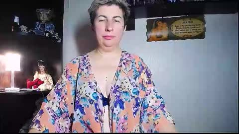 Snapshot of miss_tasha_kom chatting on 11-16-25, 10:32 miss_tasha_kom online show from 11-16-25, 10:32